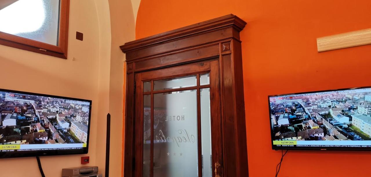Neapolis Hotel Neapel