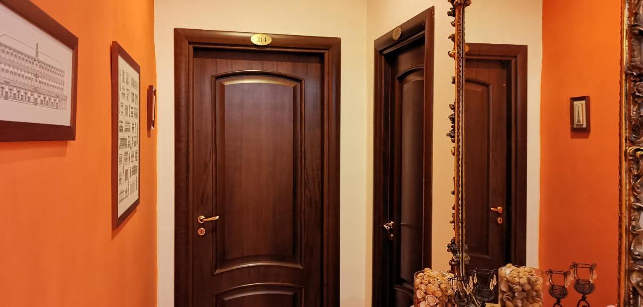Neapolis Hotel Neapel