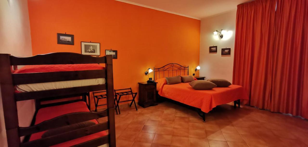 Neapolis 3*